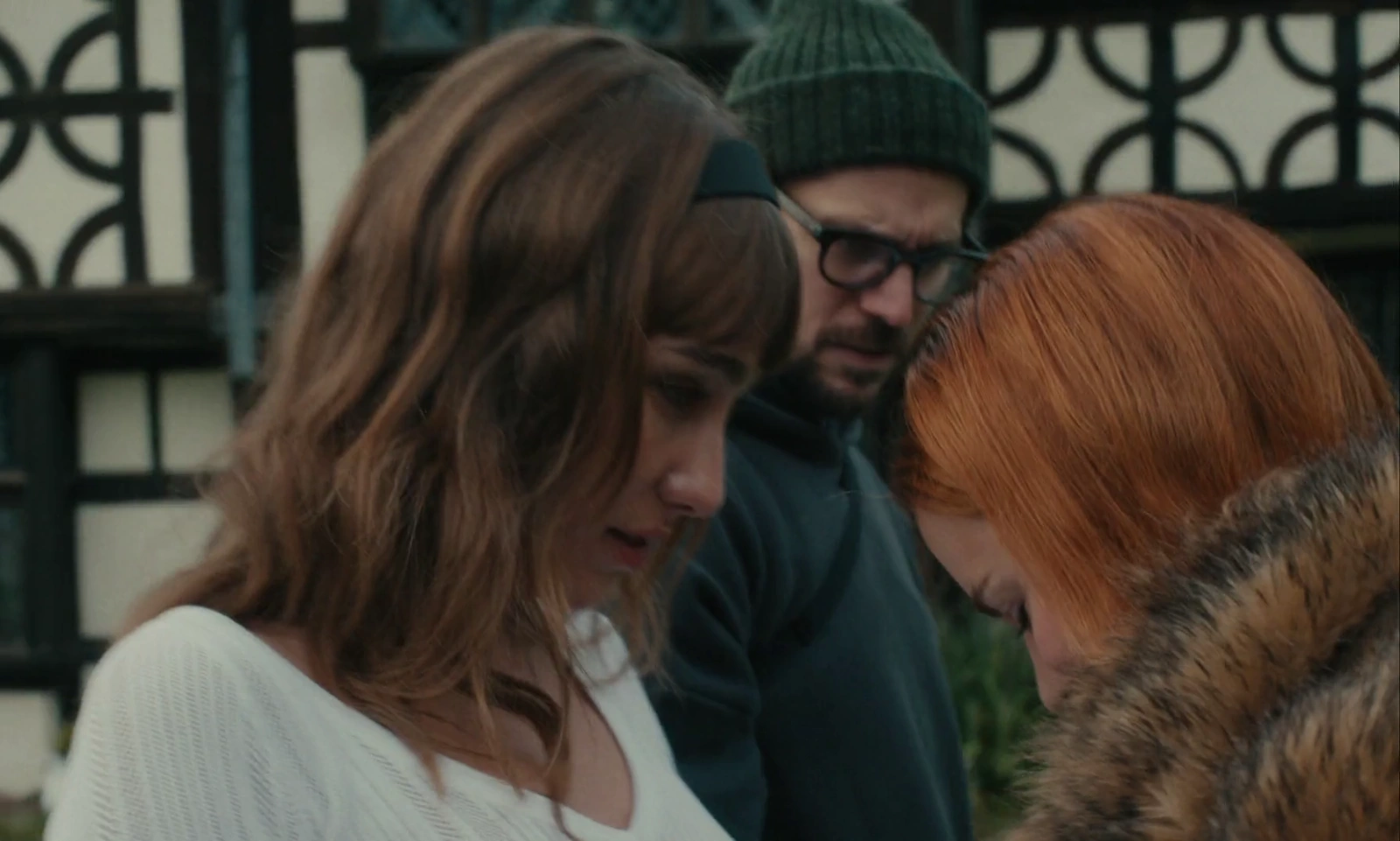 Pose screenshot 3