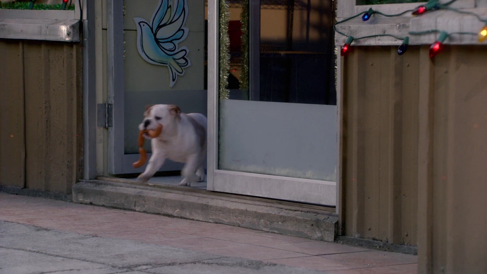 The Search for Santa Paws screenshot 3
