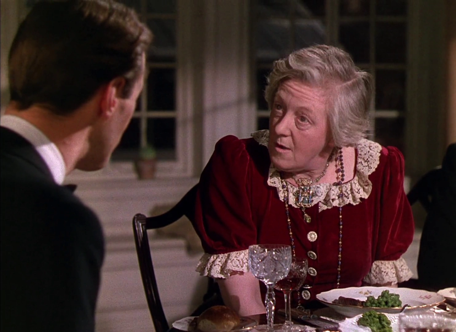Blithe Spirit screenshot 1