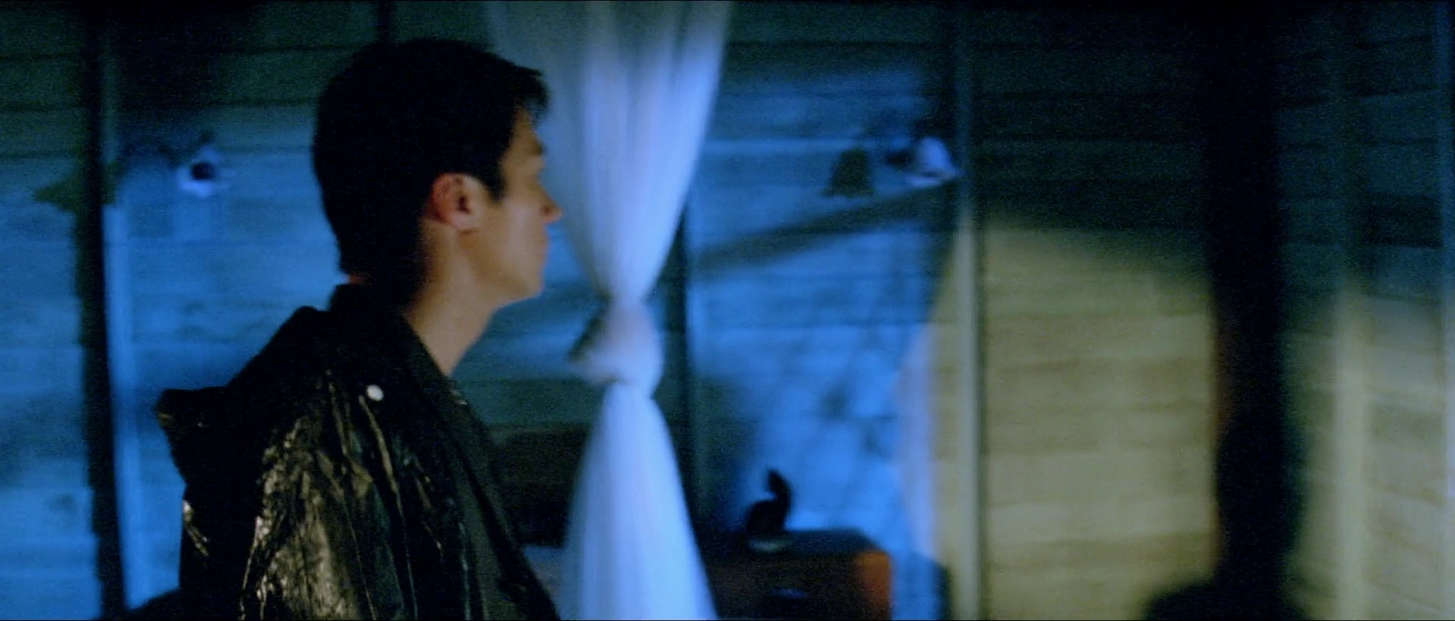 A Hero Never Dies screenshot 3