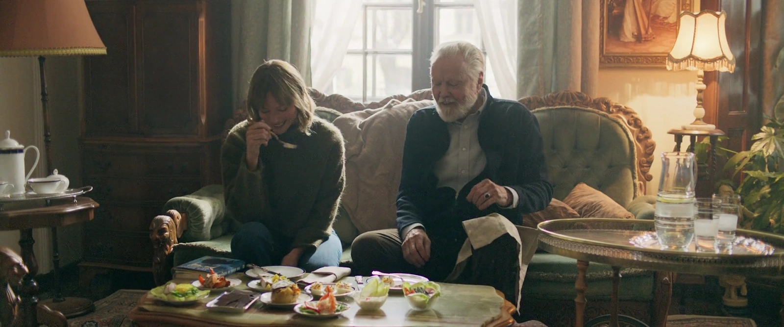 Strangers screenshot 4