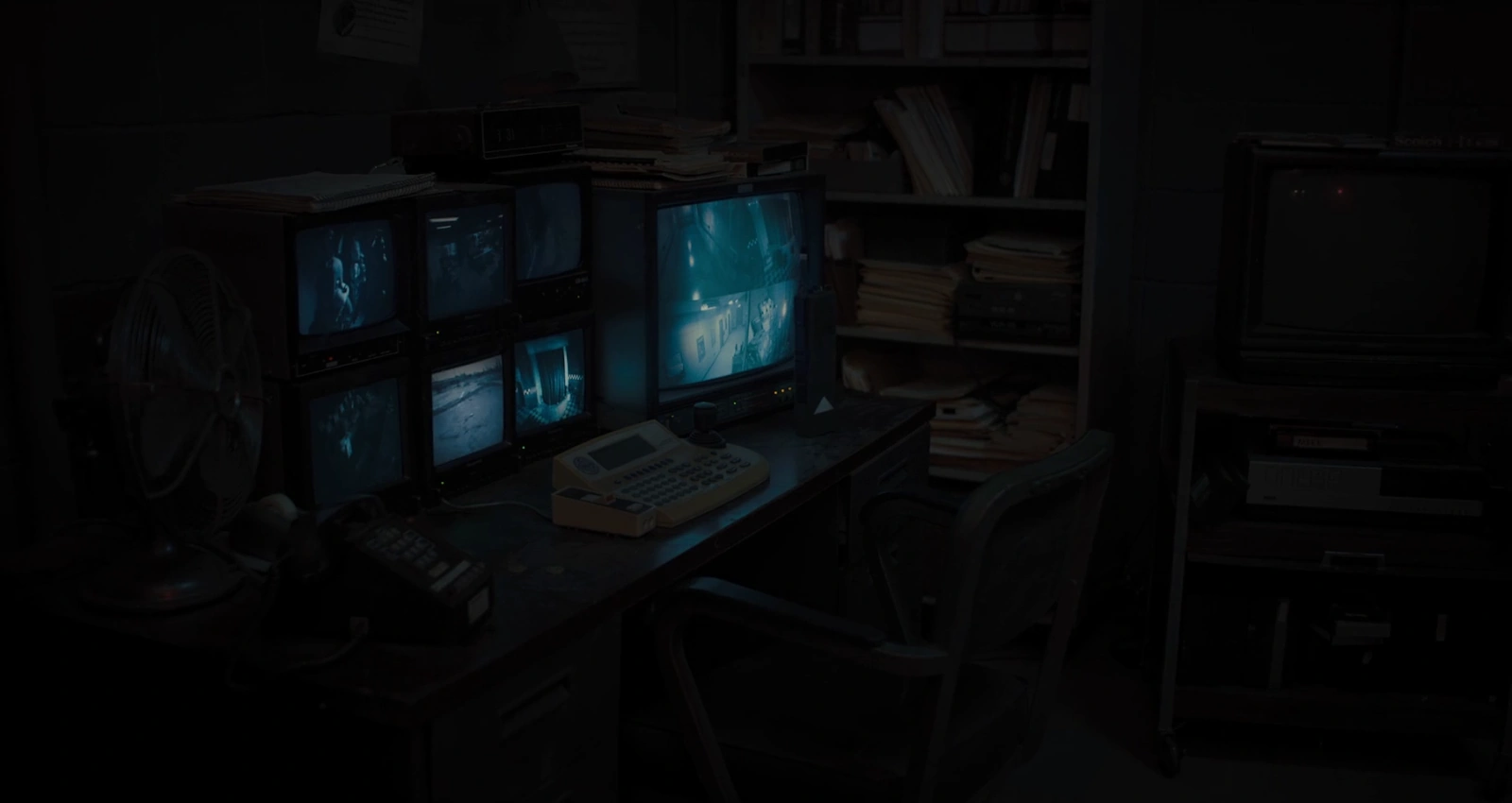 Five Nights at Freddy's screenshot 4