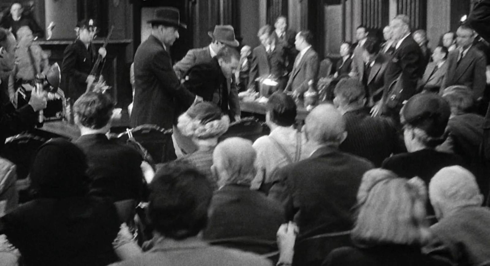 Murder in the First screenshot 3