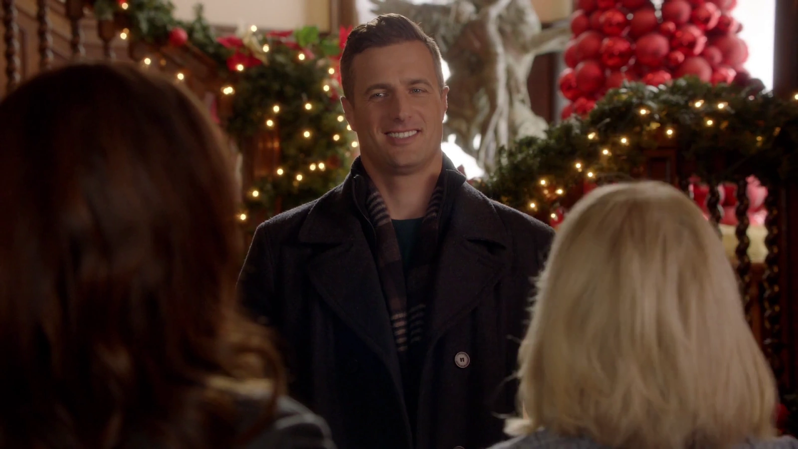 Pride, Prejudice and Mistletoe screenshot 3