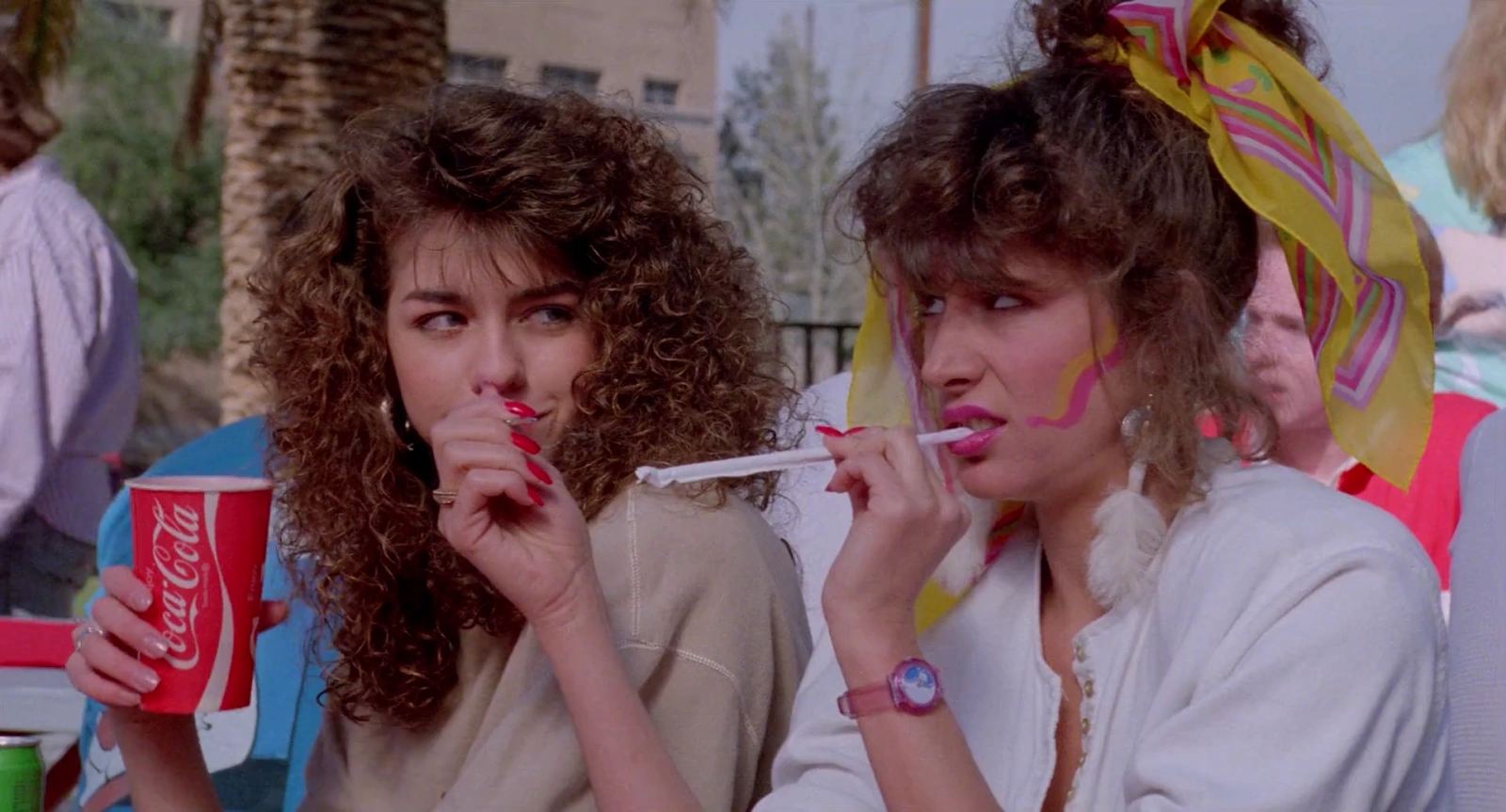 Can't Buy Me Love screenshot 1