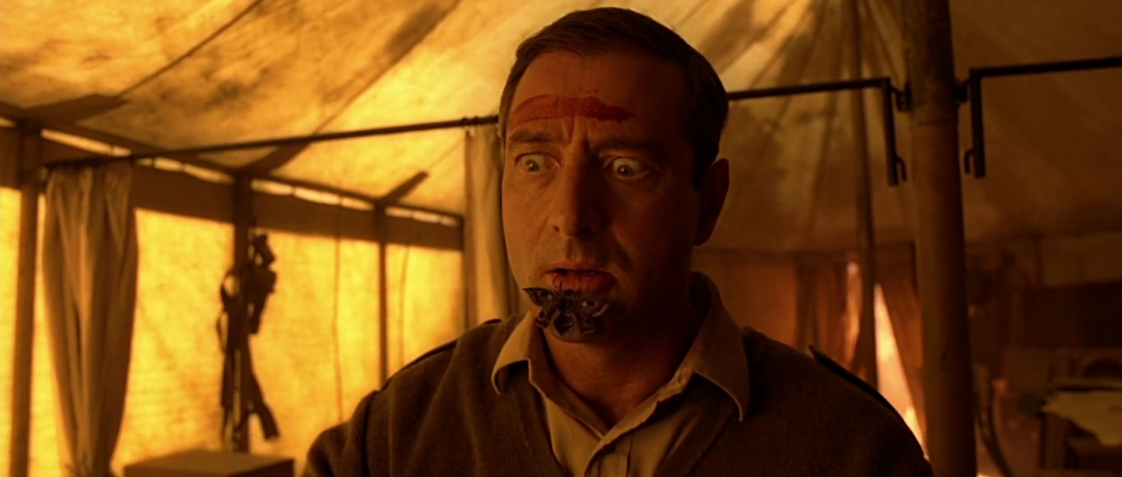 Exorcist: The Beginning screenshot 3