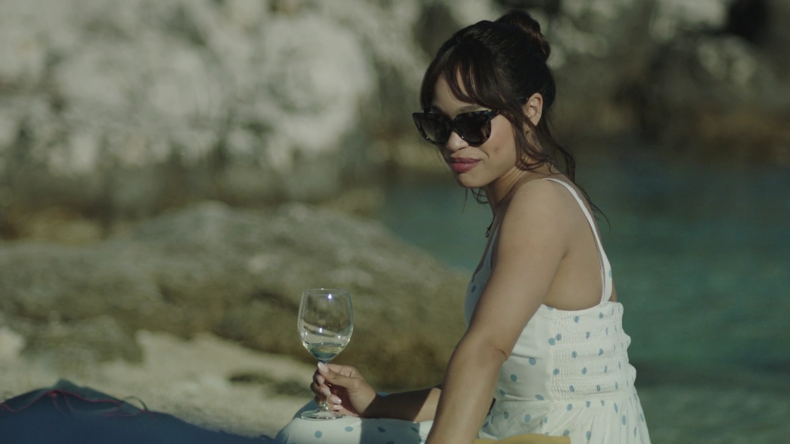 Infinity Pool screenshot 1