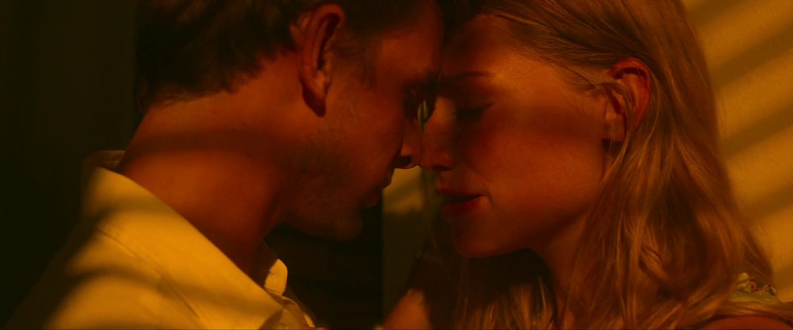 Strictly Confidential screenshot 3