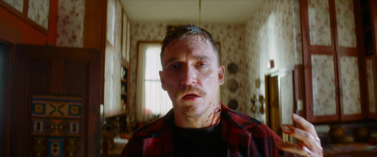 Strange Darling screenshot 2
