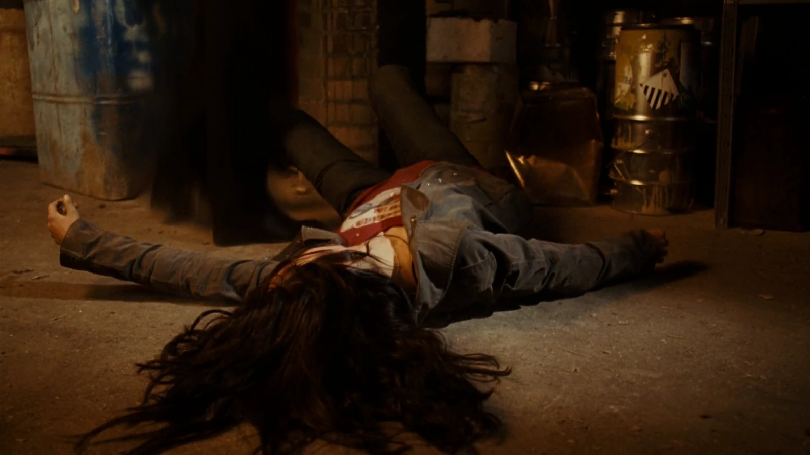 100 Feet screenshot 4