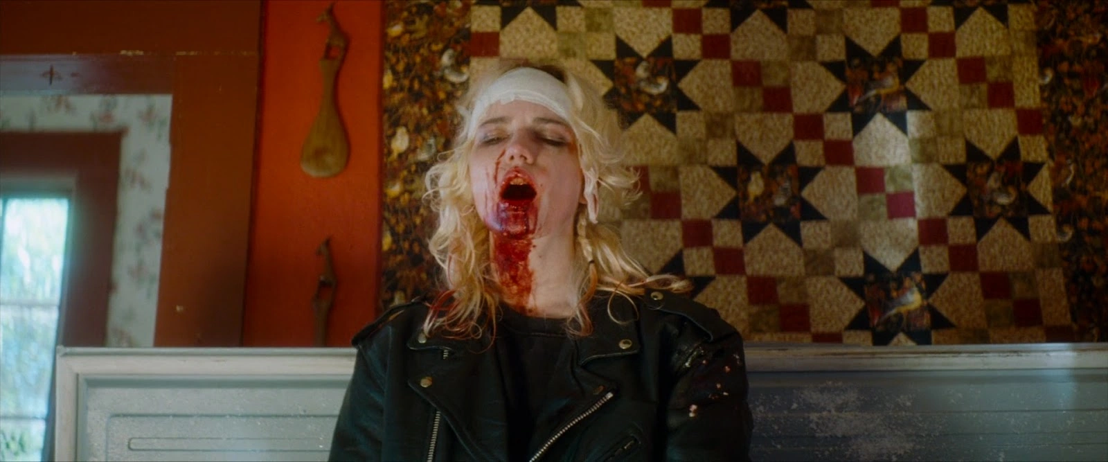 Strange Darling screenshot 3