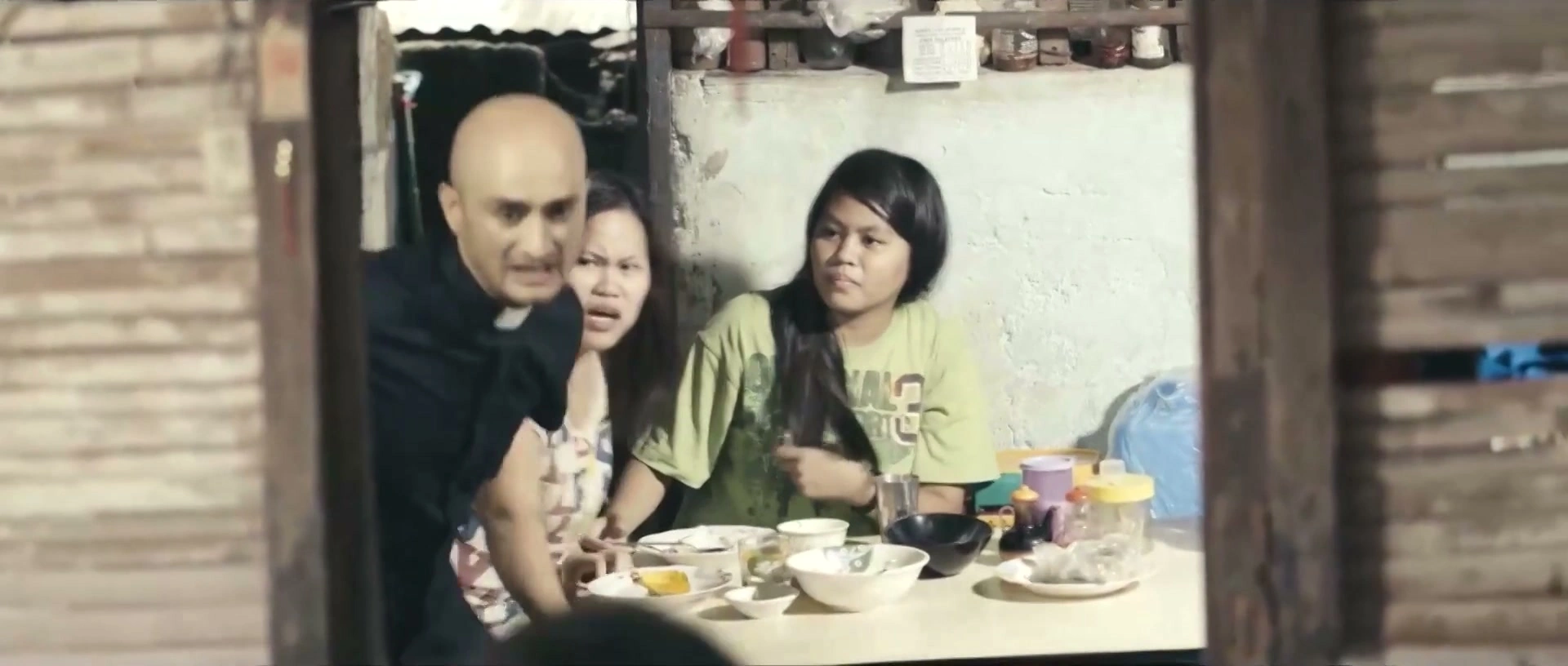 Of Sinners and Saints screenshot 2