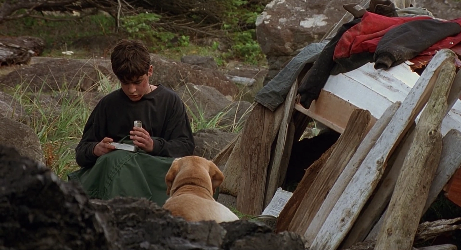 Far from Home: The Adventures of Yellow Dog screenshot 2