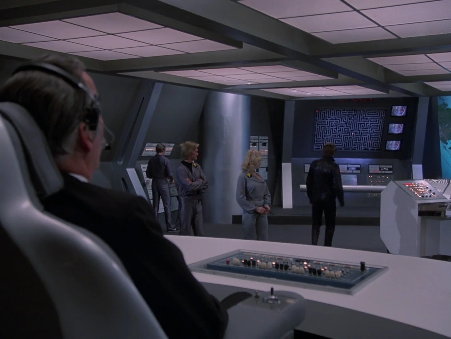 Once Upon a Spy screenshot 5