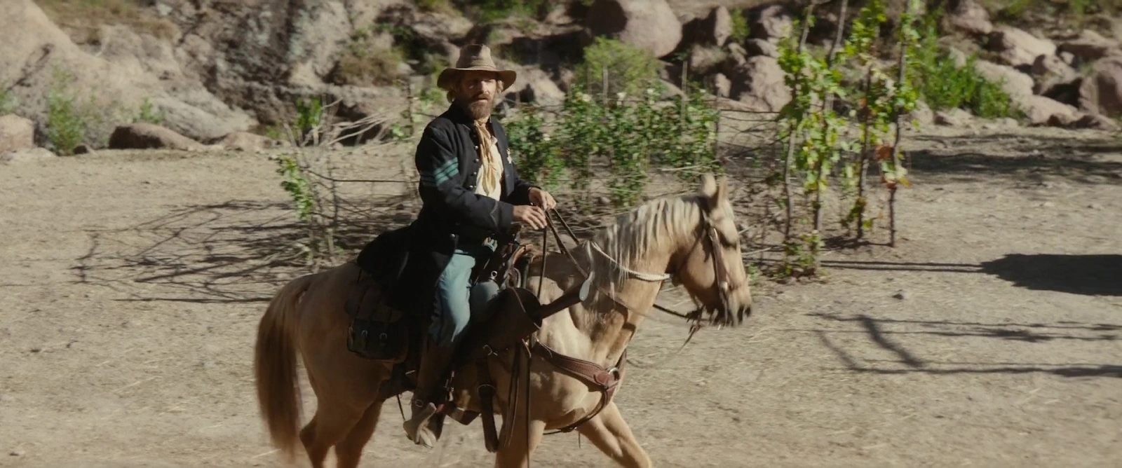 The Dead Don't Hurt screenshot 4