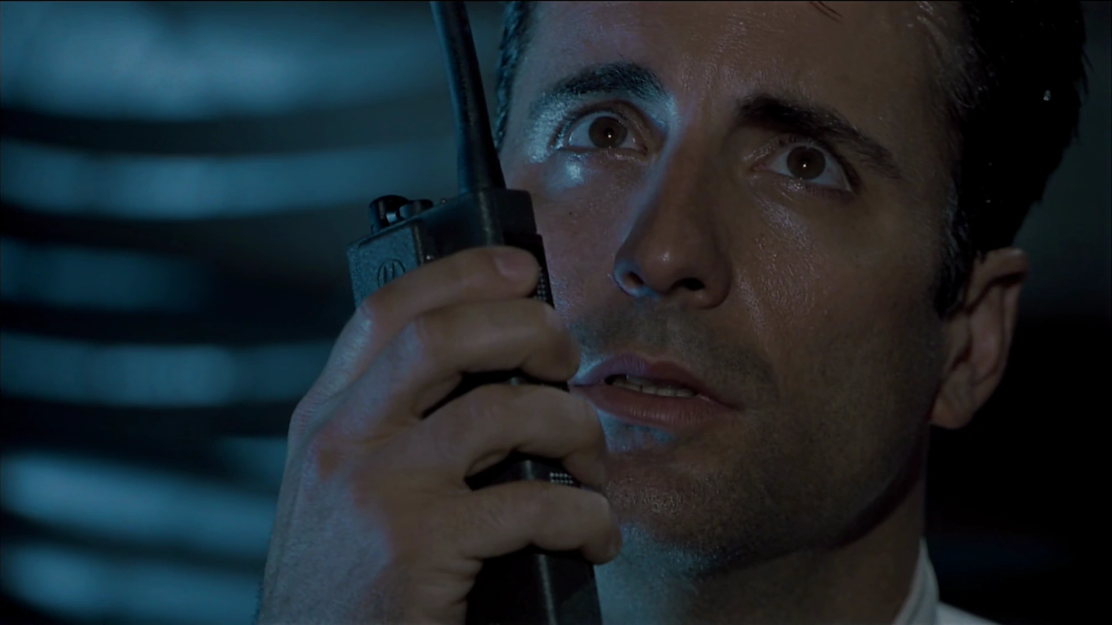 Desperate Measures screenshot 1