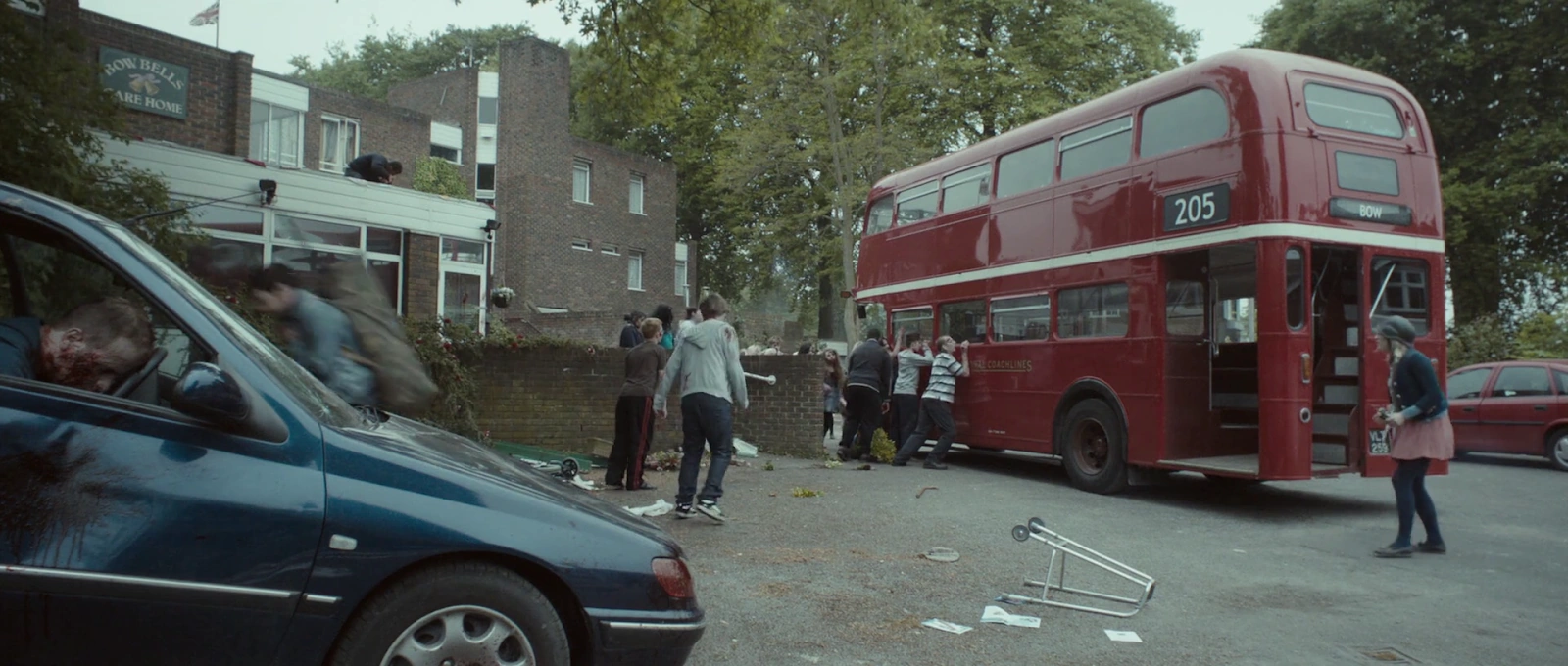 Cockneys vs Zombies screenshot 2