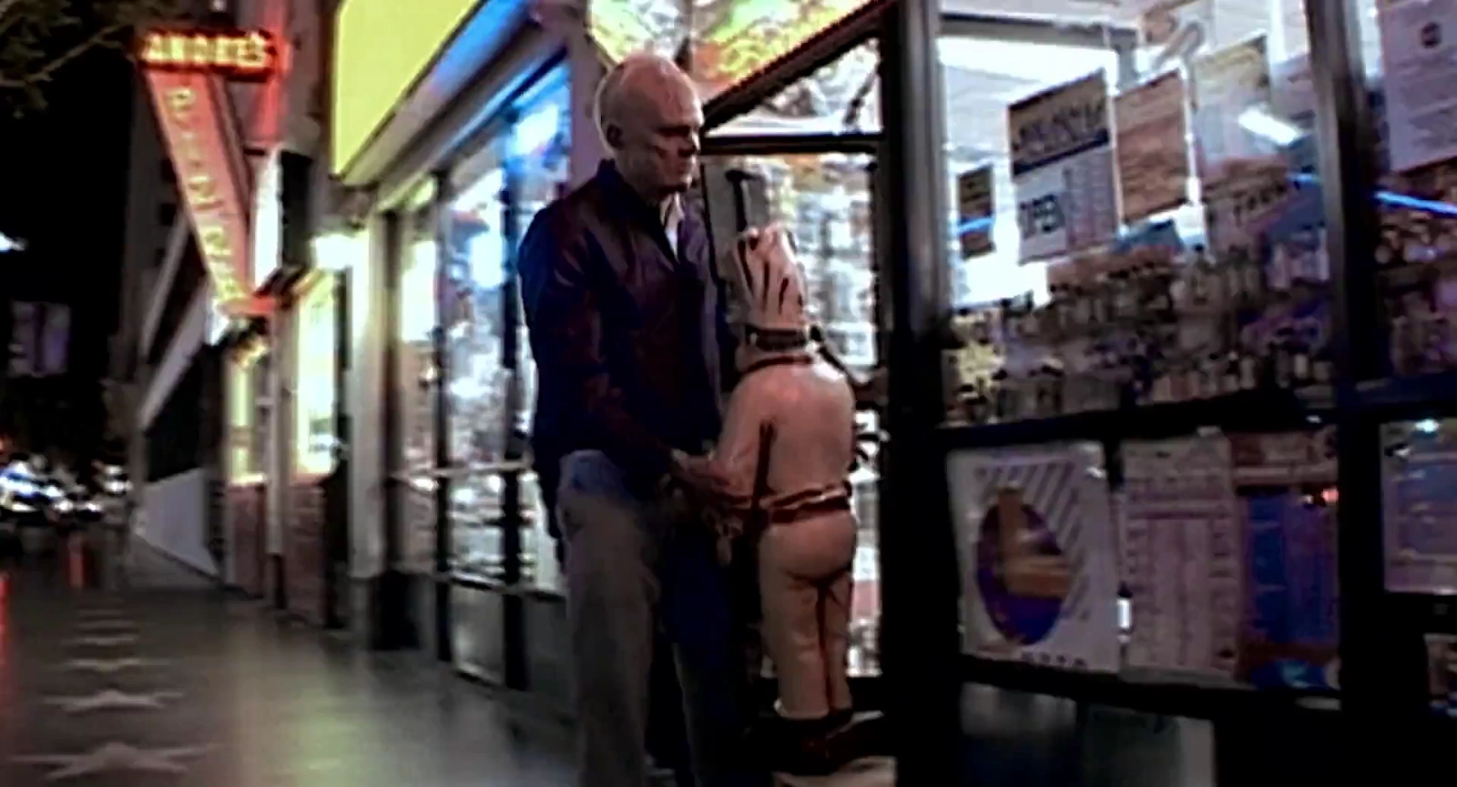 Jackass: The Movie screenshot 3