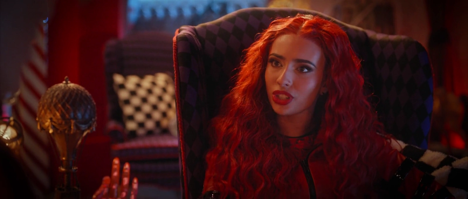 Descendants: The Rise of Red screenshot 2