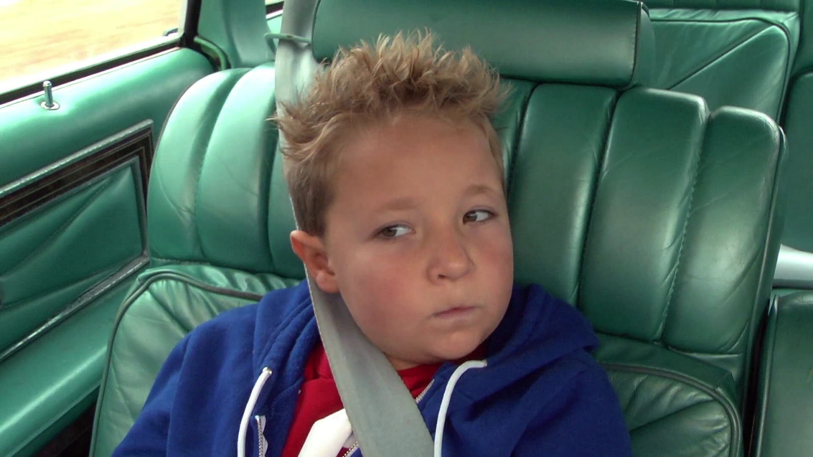 Jackass Presents: Bad Grandpa screenshot 5