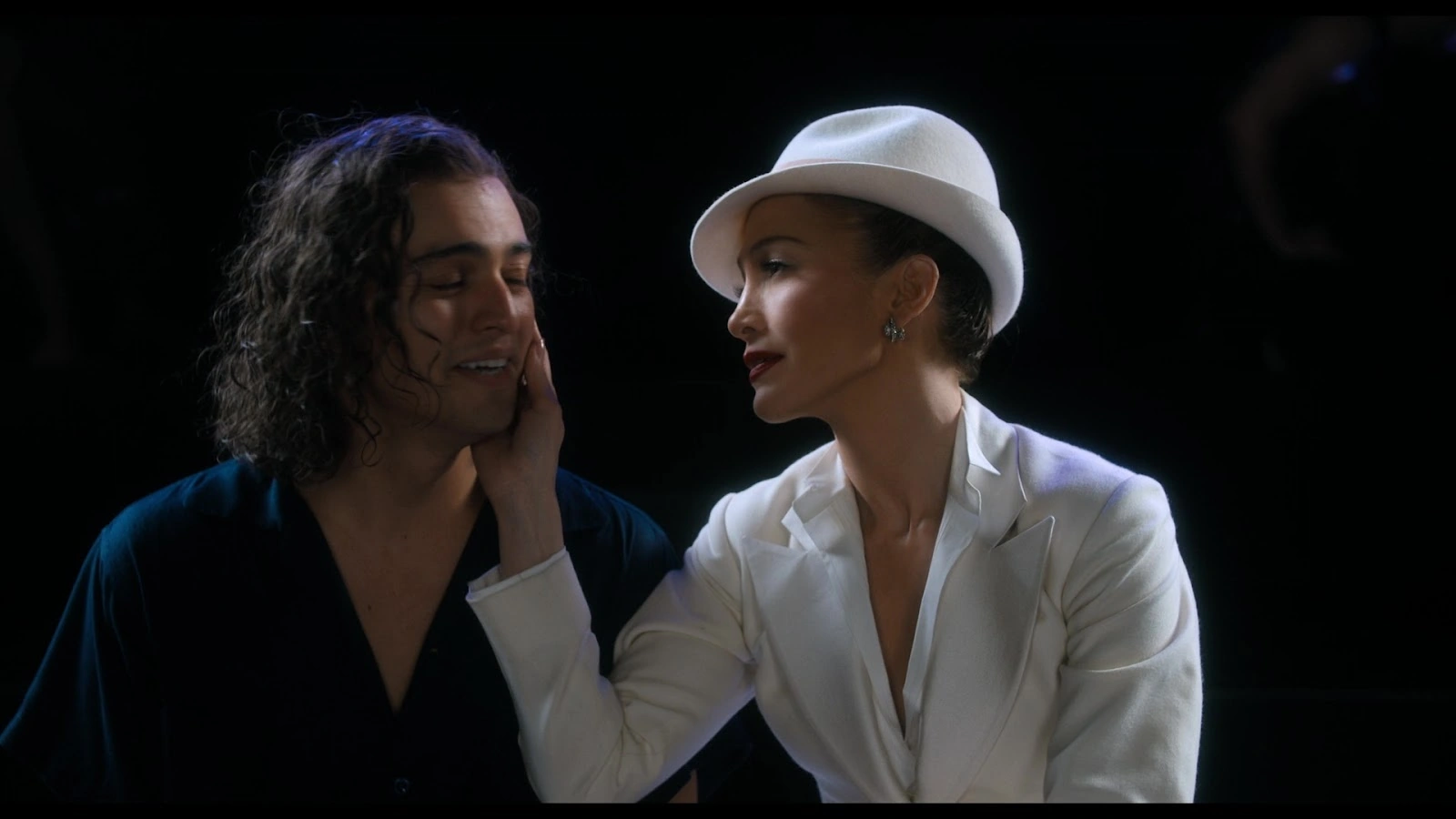 Kiss of the Spider Woman screenshot 3