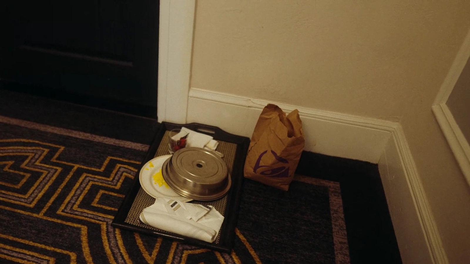 Noah Kahan: Out of Body screenshot 5