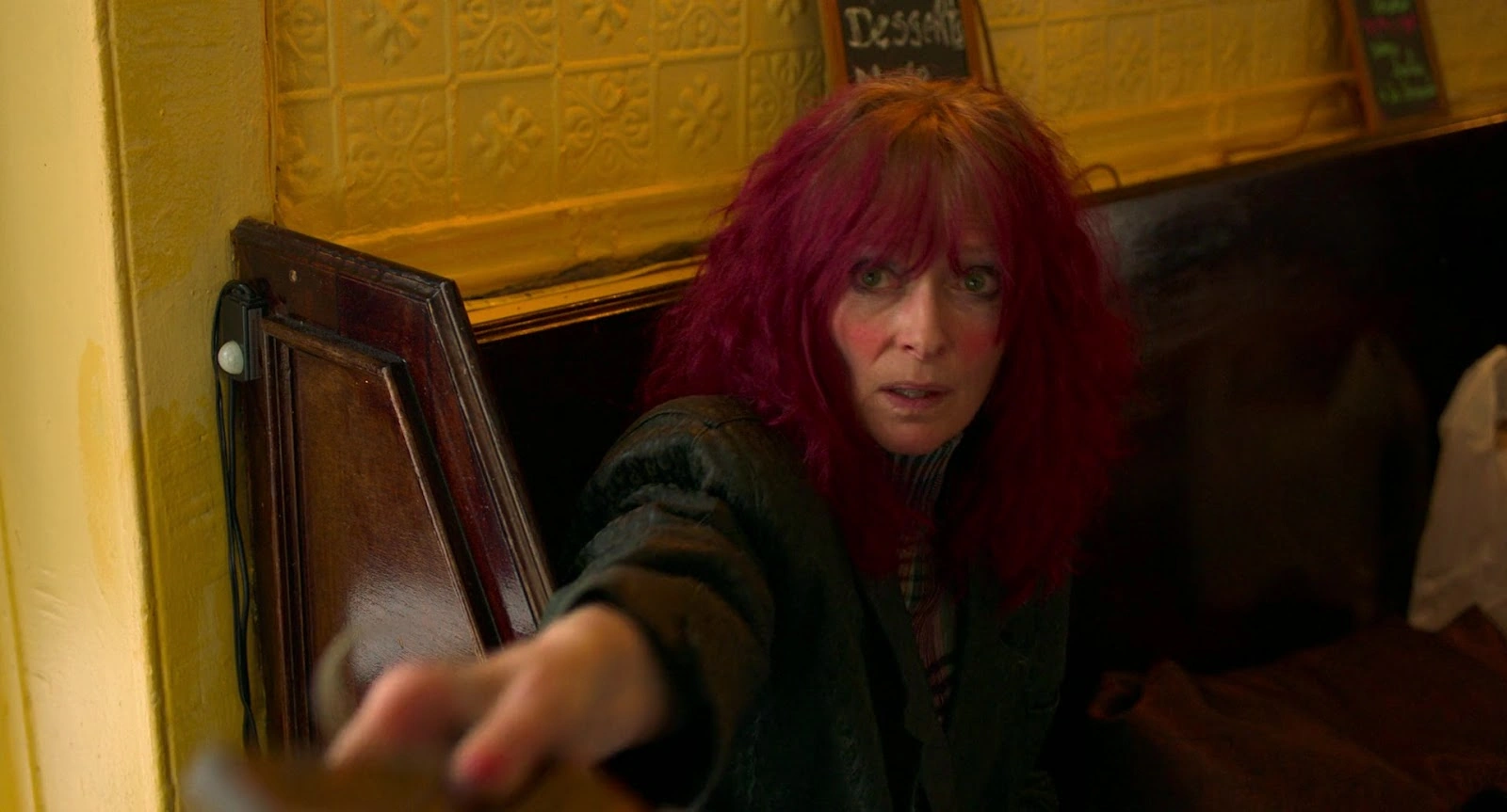 Problemista screenshot 3