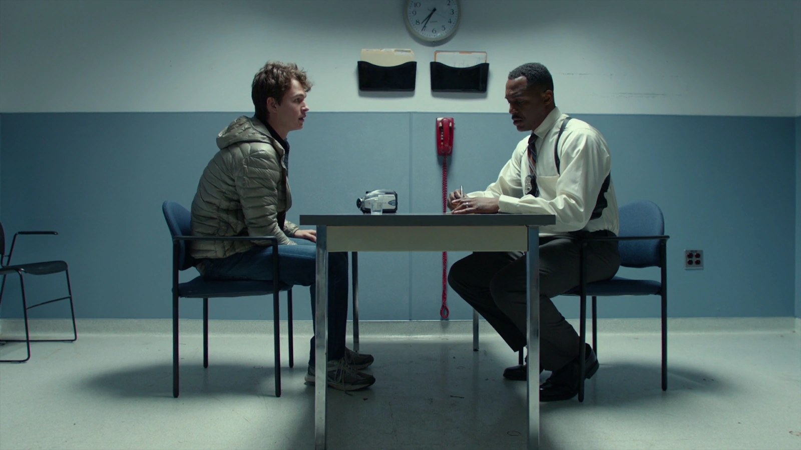 November Criminals screenshot 2
