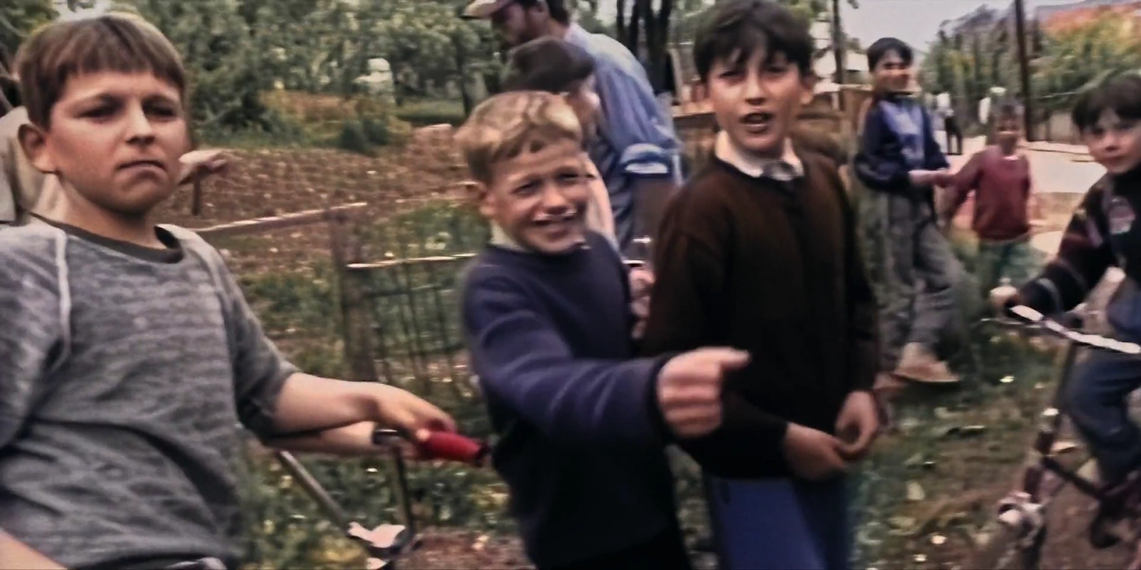 Kiss the Future screenshot 4