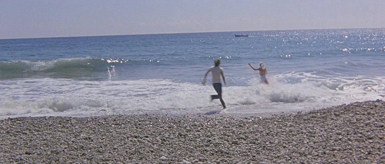 The Last House on the Beach screenshot 5