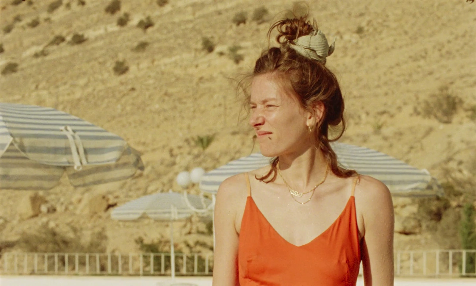 The Red Sea Makes Me Wanna Cry screenshot 2