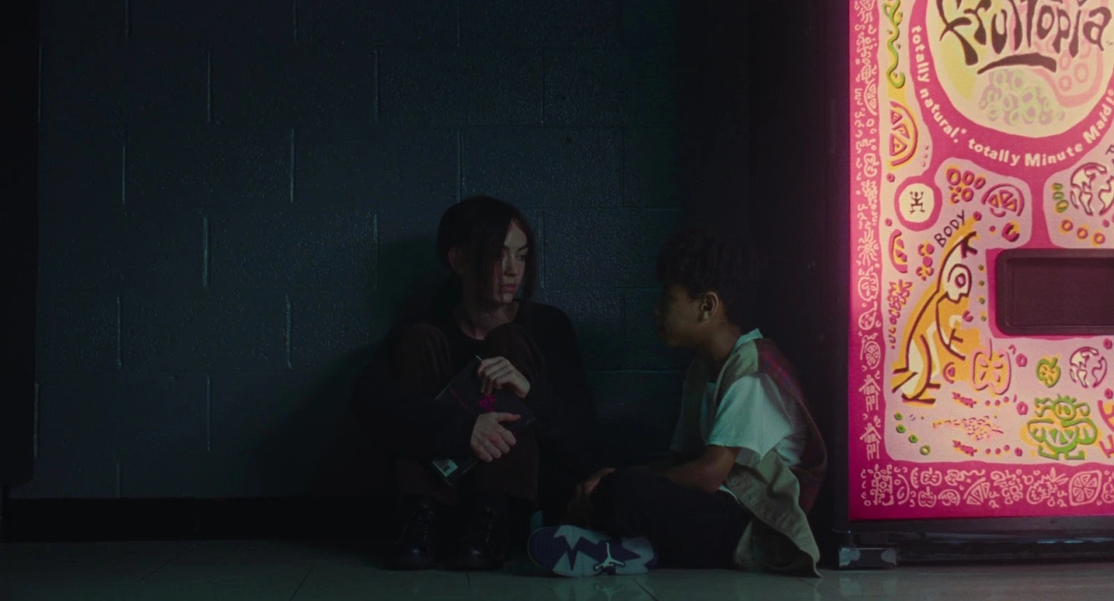 I Saw the TV Glow screenshot 1