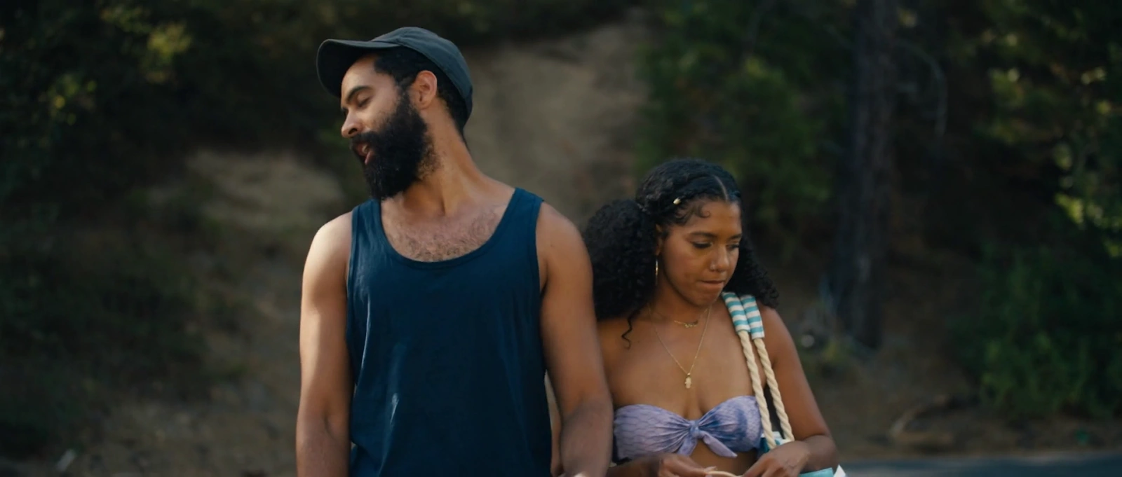Stranger in the Woods screenshot 4