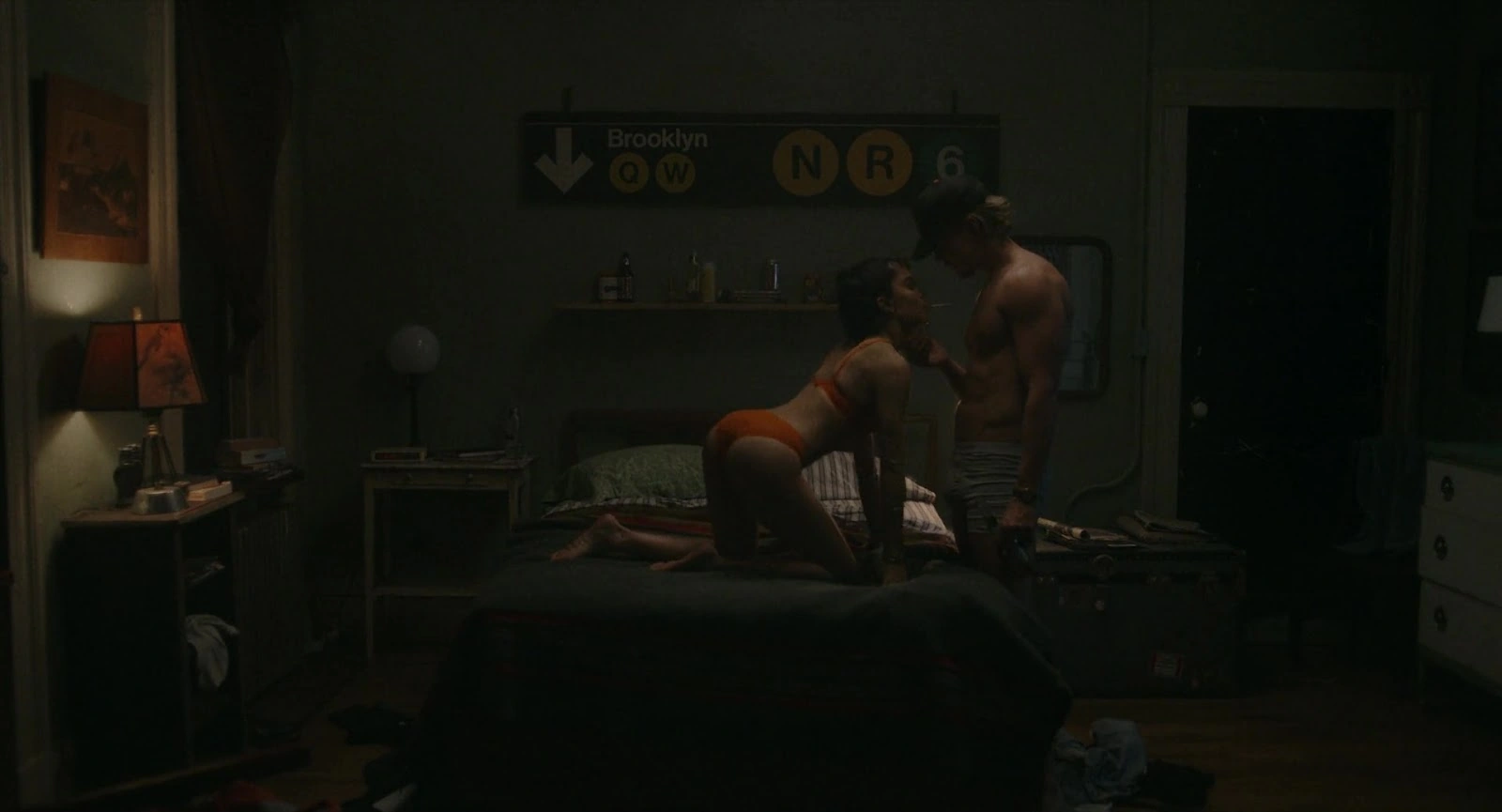 Caught Stealing screenshot 1