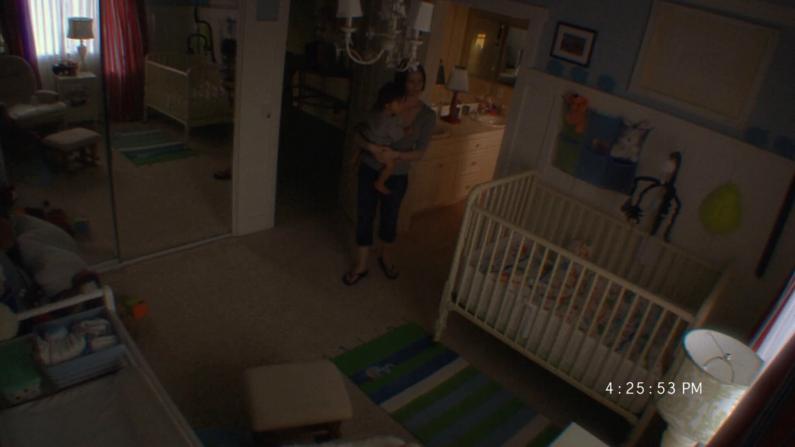 Paranormal Activity 2 screenshot 3
