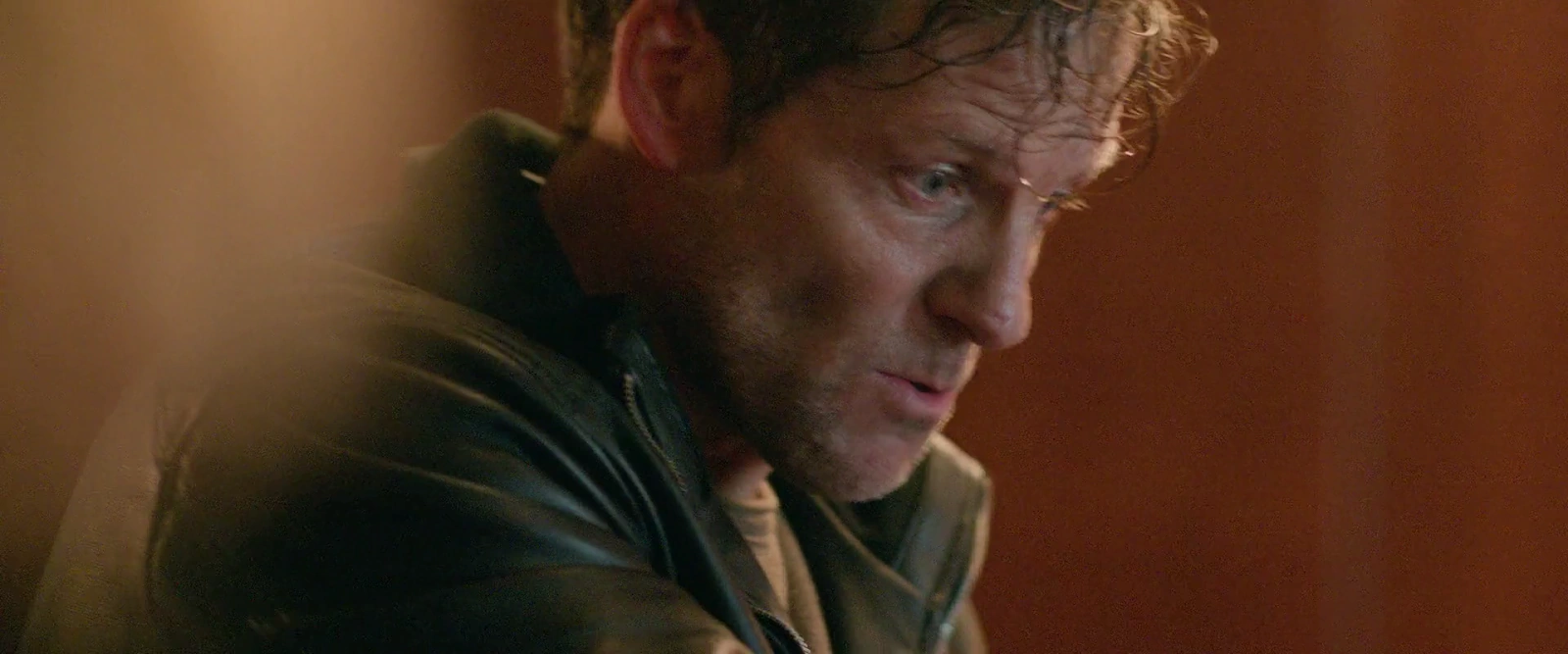 Strangers screenshot 2