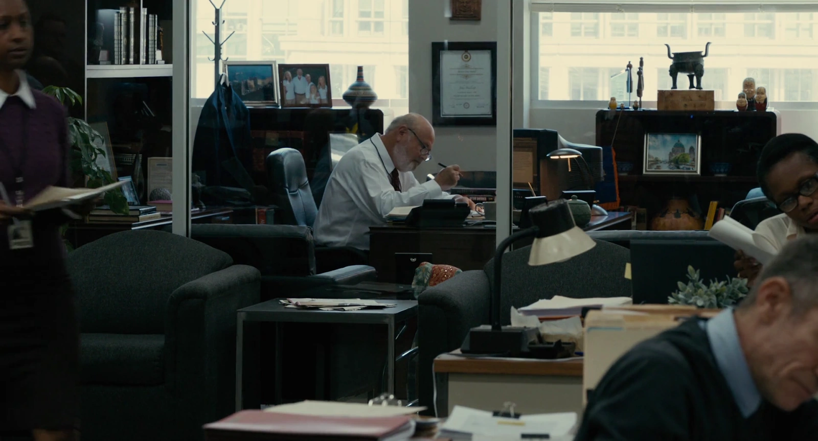 Shock and Awe screenshot 4