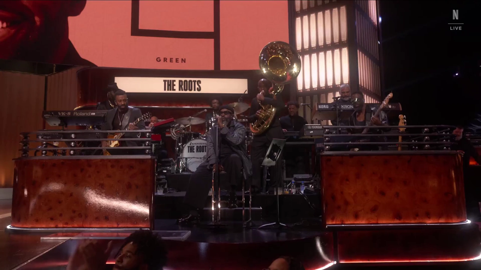 The Roast of Kevin Hart screenshot 1