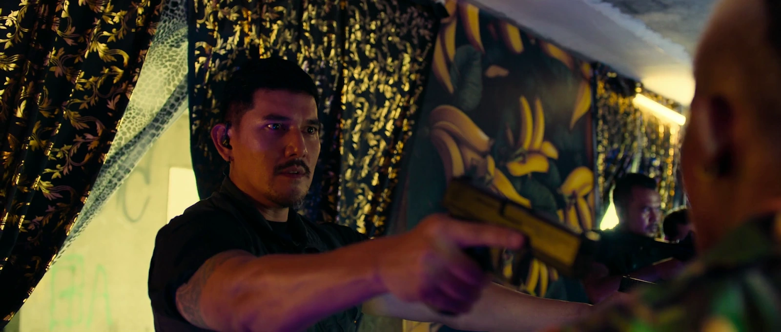 Bangkok Breaking: Heaven and Hell screenshot 5