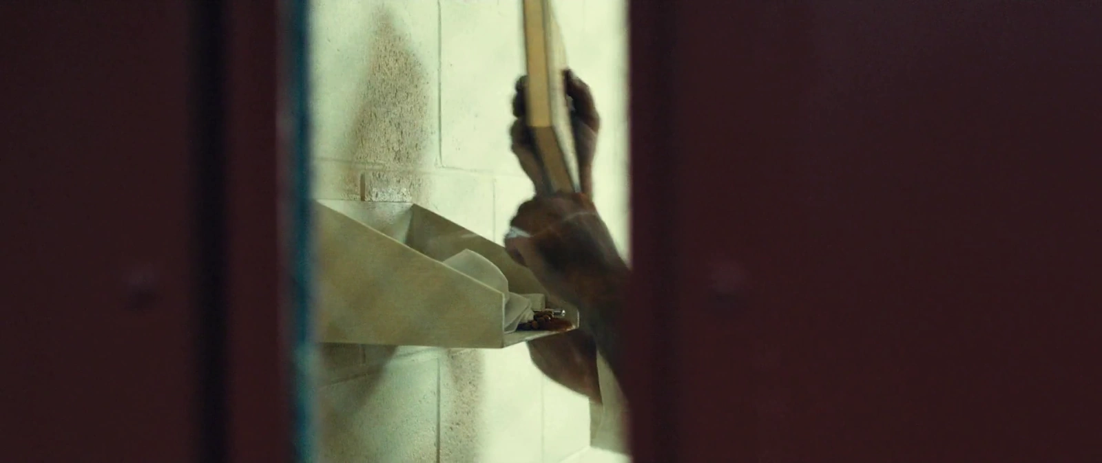 Camp X-Ray screenshot 4