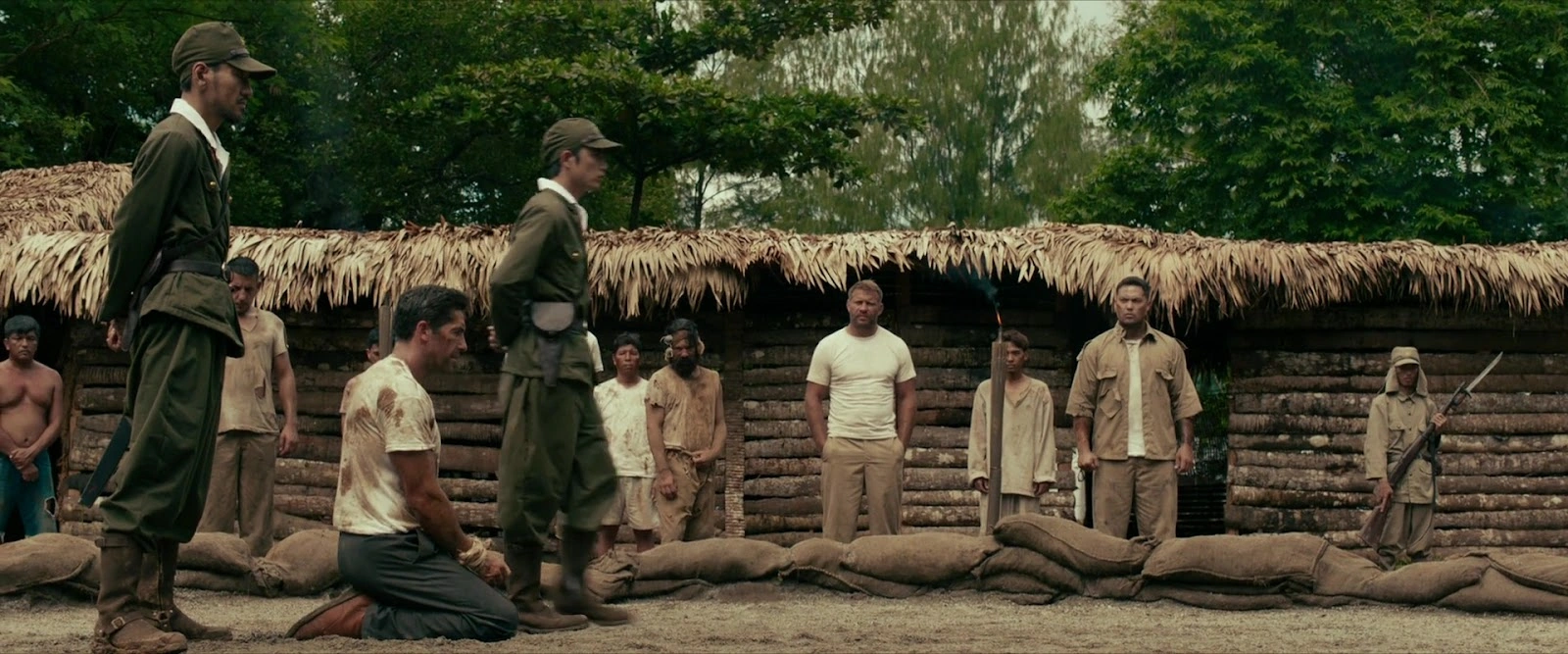 Prisoner of War screenshot 2