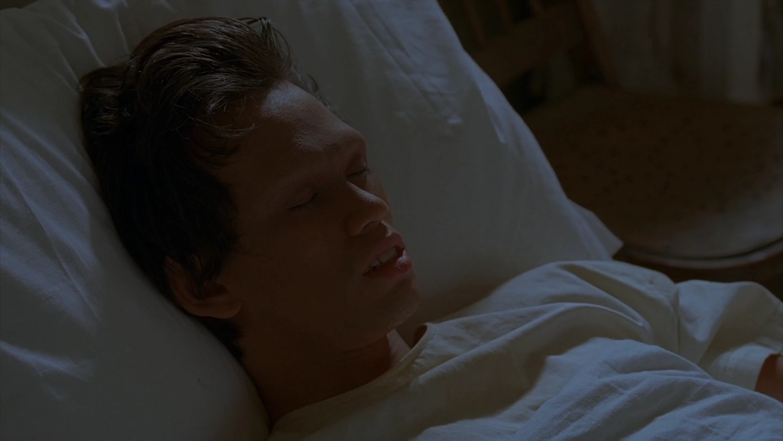 Dominion: Prequel to The Exorcist screenshot 3