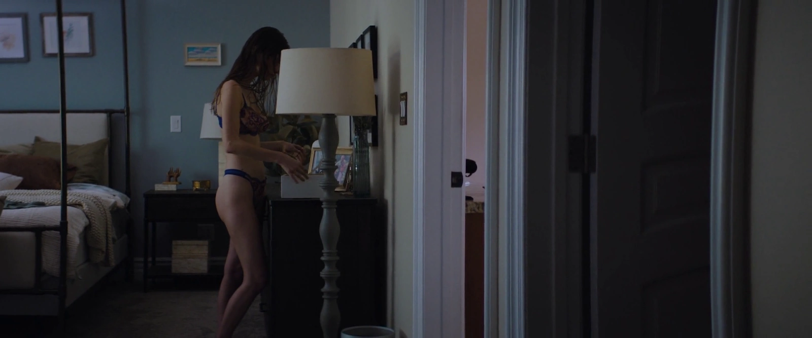 The Girl in the Pool screenshot 2