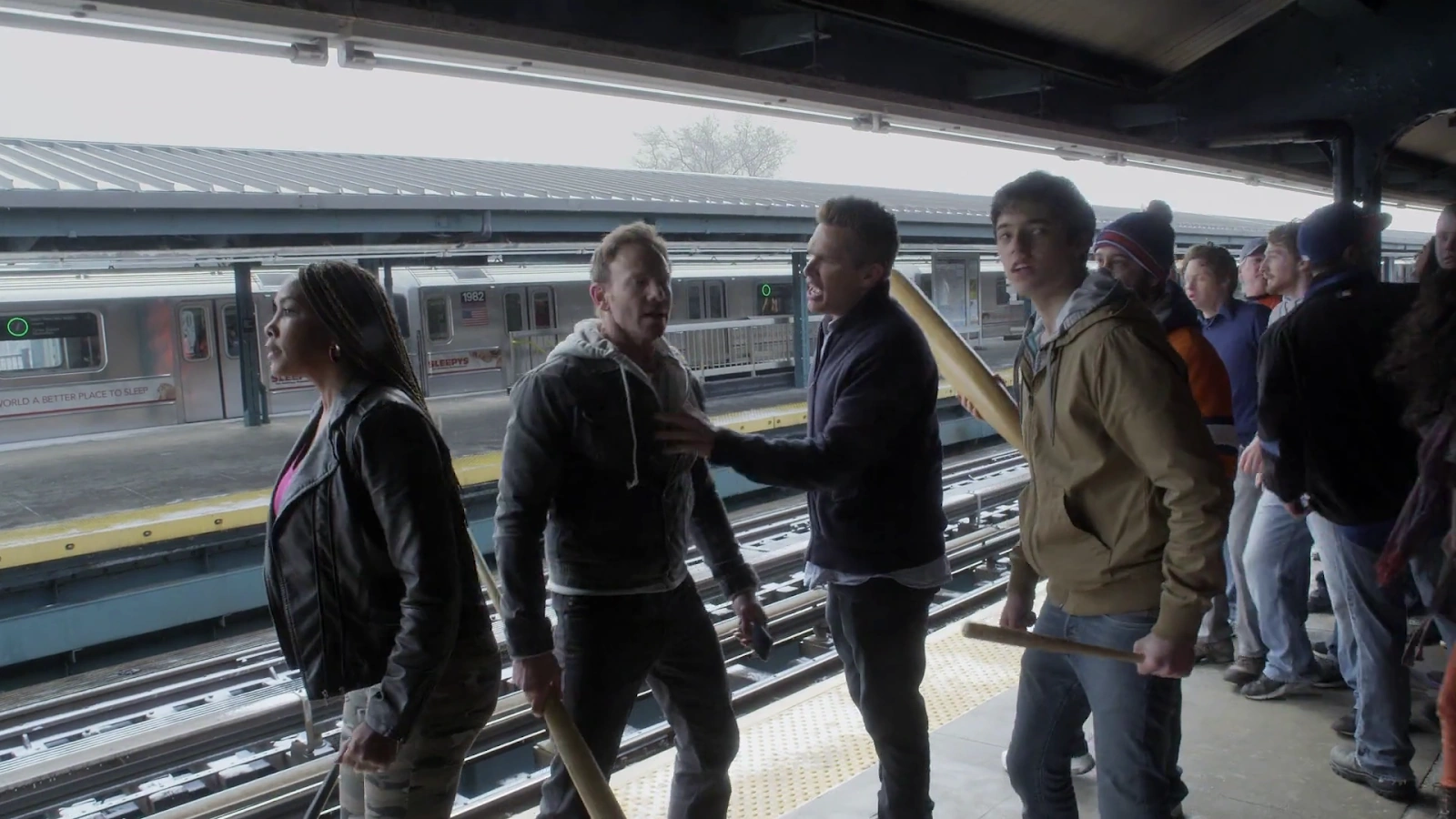 Sharknado 2: The Second One screenshot 1